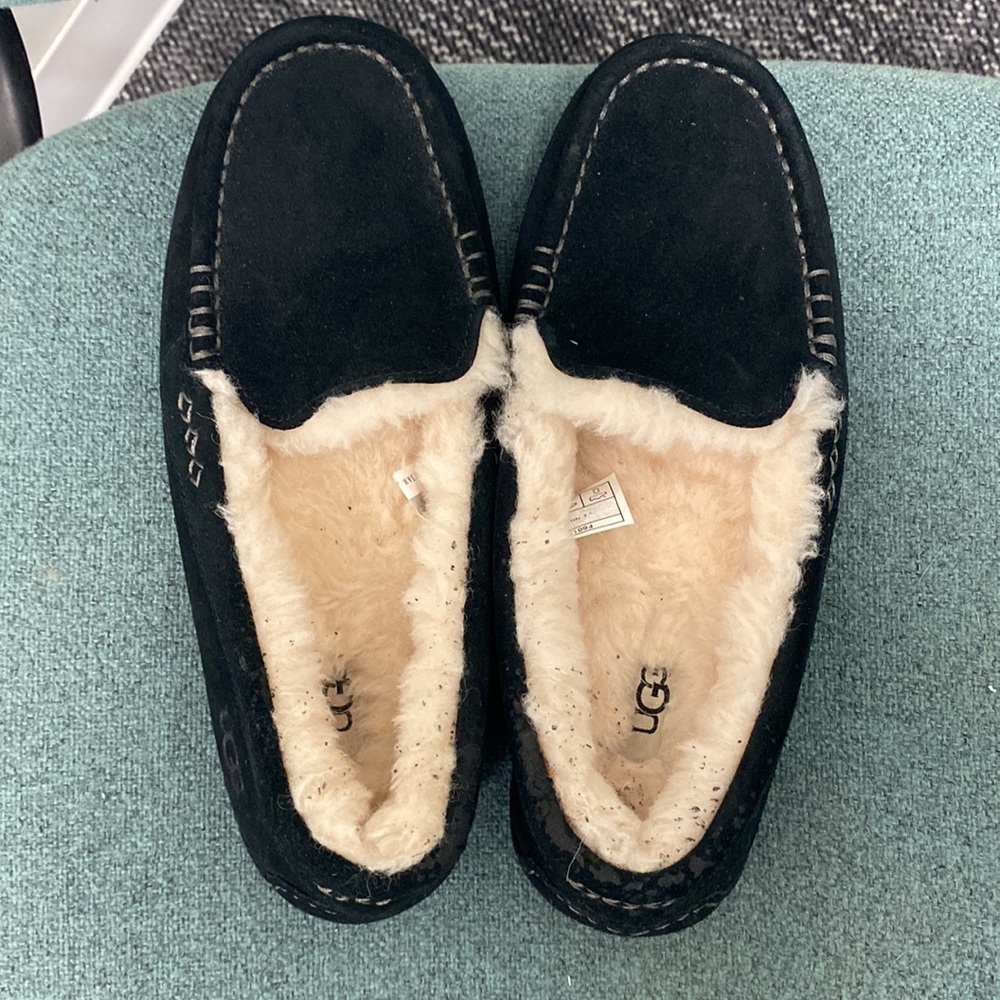 Ugg Dakota Slippers